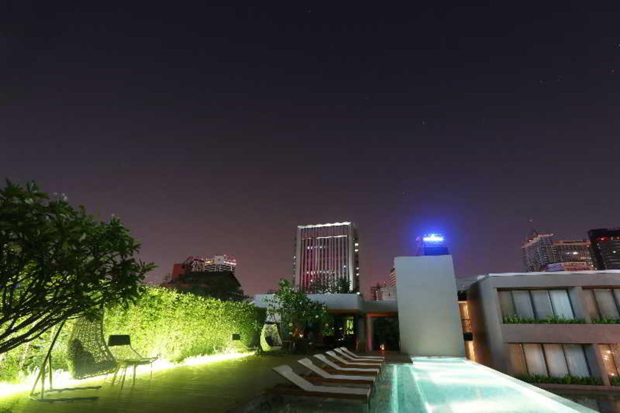 Ad Lib Hotel Бангкок Экстерьер фото